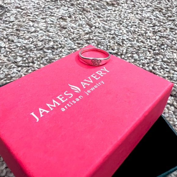James Avery - Picture 1 of 4